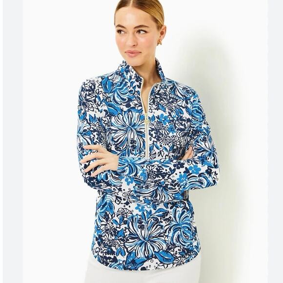 Lilly Pulitzer Size L UPF 50+ SKIPPER POPOVER TOP LOW TIDE NAVY PANDARAMA - Picture 1 of 6